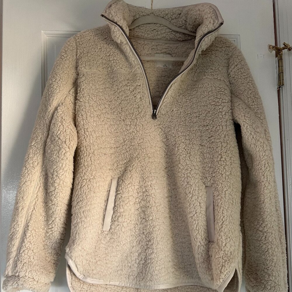 Cream colored fuzzy sherpa